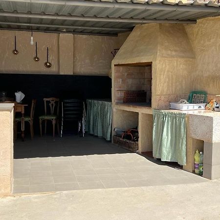 Agradable Villa con piscina Campillo de Altobuey Exterior foto