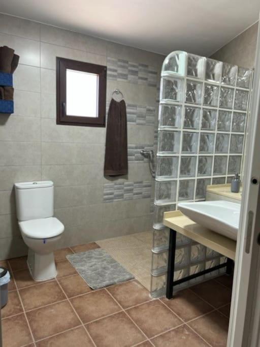 Agradable Villa con piscina Campillo de Altobuey Exterior foto