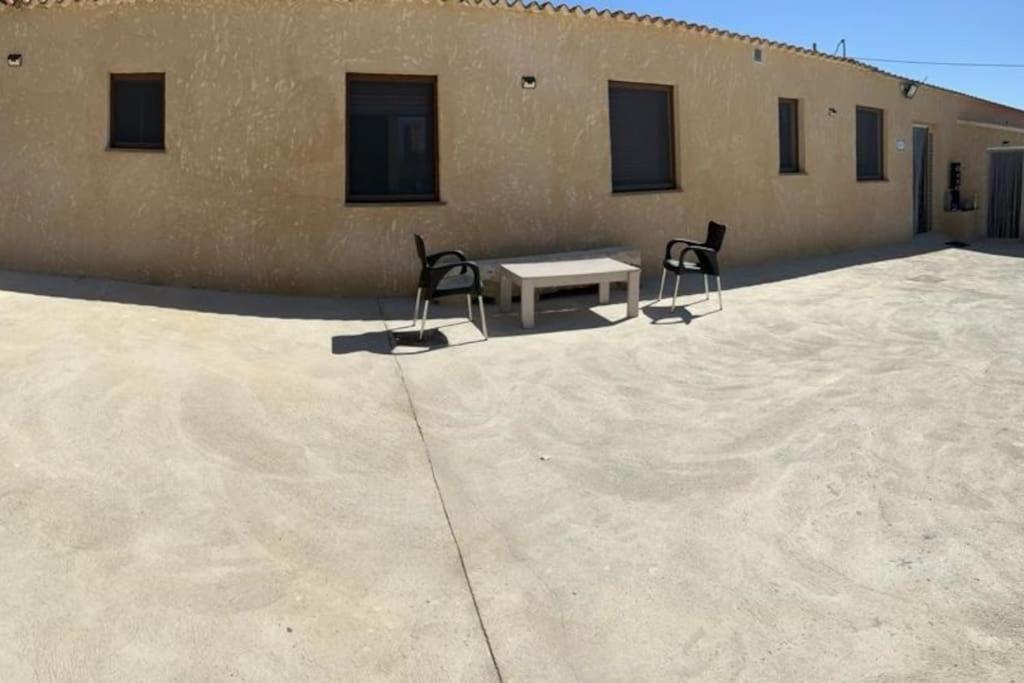 Agradable Villa con piscina Campillo de Altobuey Exterior foto