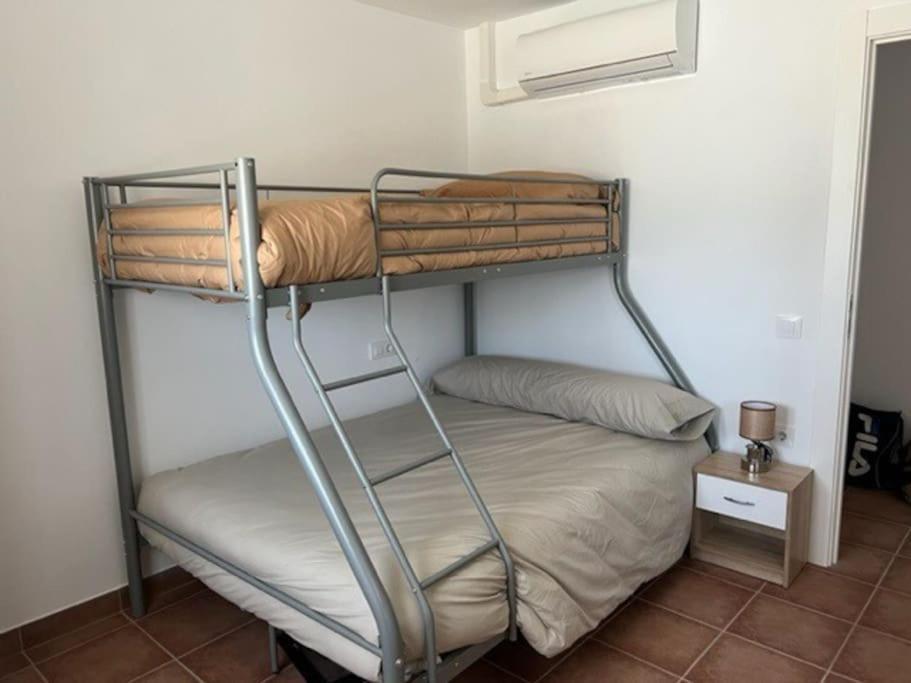 Agradable Villa con piscina Campillo de Altobuey Exterior foto