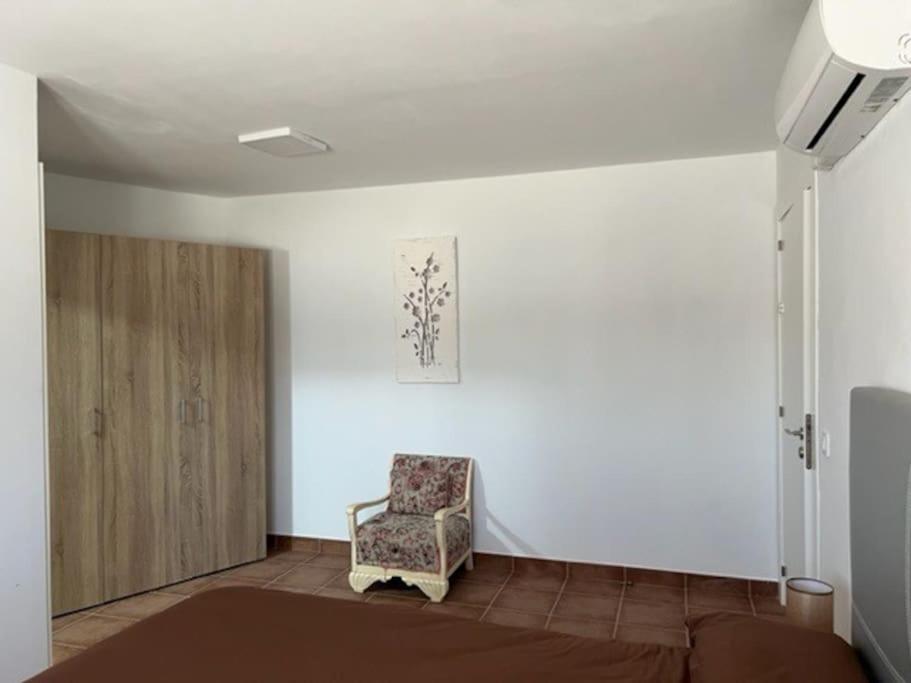 Agradable Villa con piscina Campillo de Altobuey Exterior foto